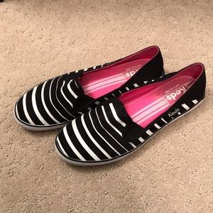 Keds Slip-On Sneakers Size 7